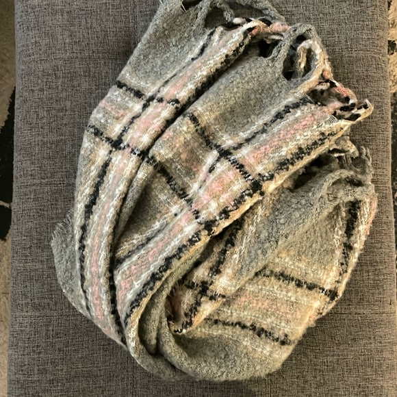 Charlotte Daniel - Picture 2 of 10